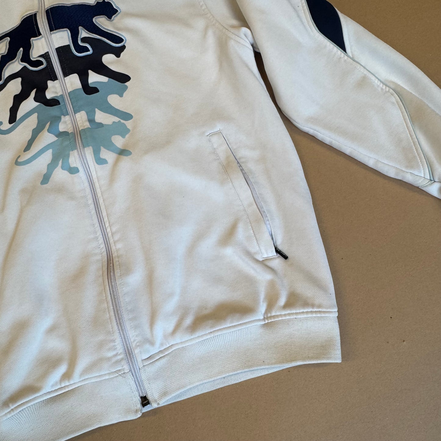 Airness streetwear style white track jacket