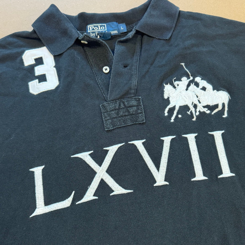 Detailansicht: Sourced limited accessories and clothes Vintage Ralph Lauren LXVII polo – Logo, Nähte oder Material