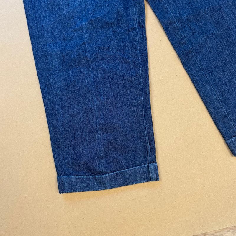 Detailansicht: Sourced limited accessories and clothes Tommy Hilfiger Vintage Baggy Pants – Logo, Nähte oder Material