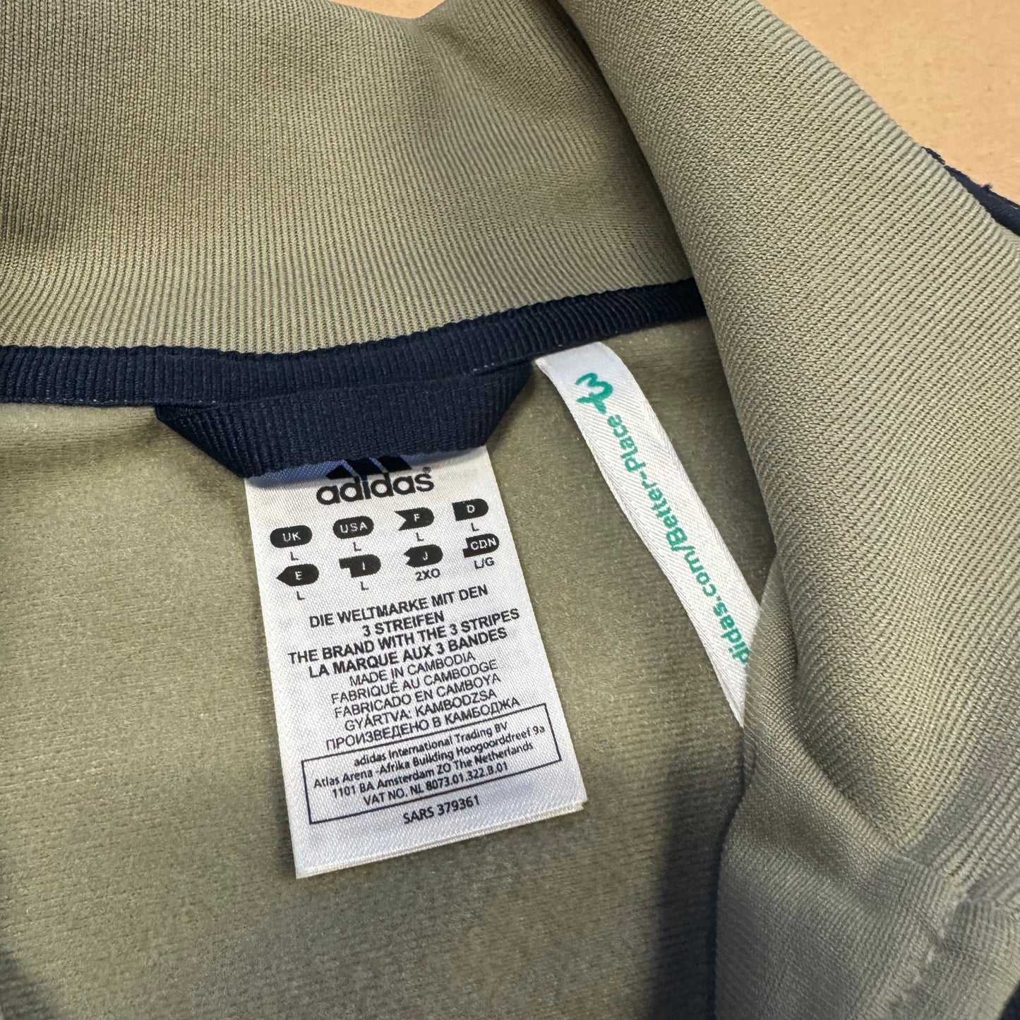 Adidas vintage 00s track jacket