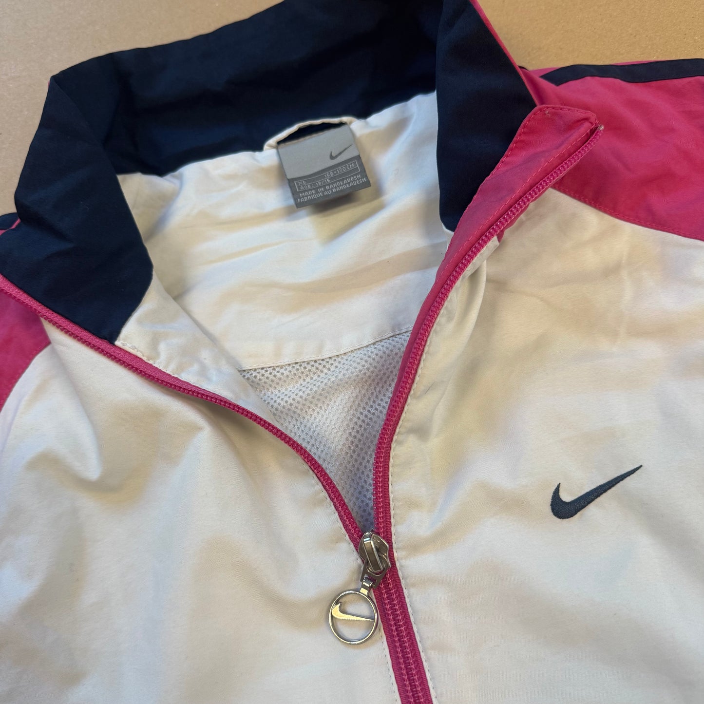 Vintage Nike white and pink raincoat