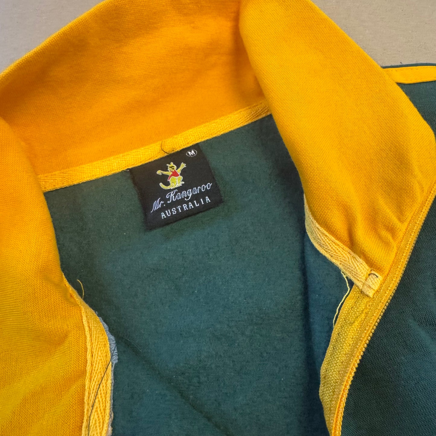 Vintage Australia streetwear zip-up