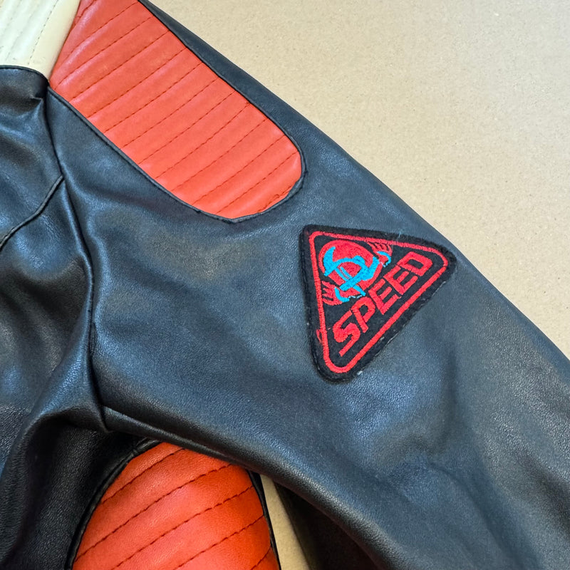 Detailansicht: Sourced limited accessories and clothes Formule 1 Racing Team vintage leather-like jacket – Logo, Nähte oder Material