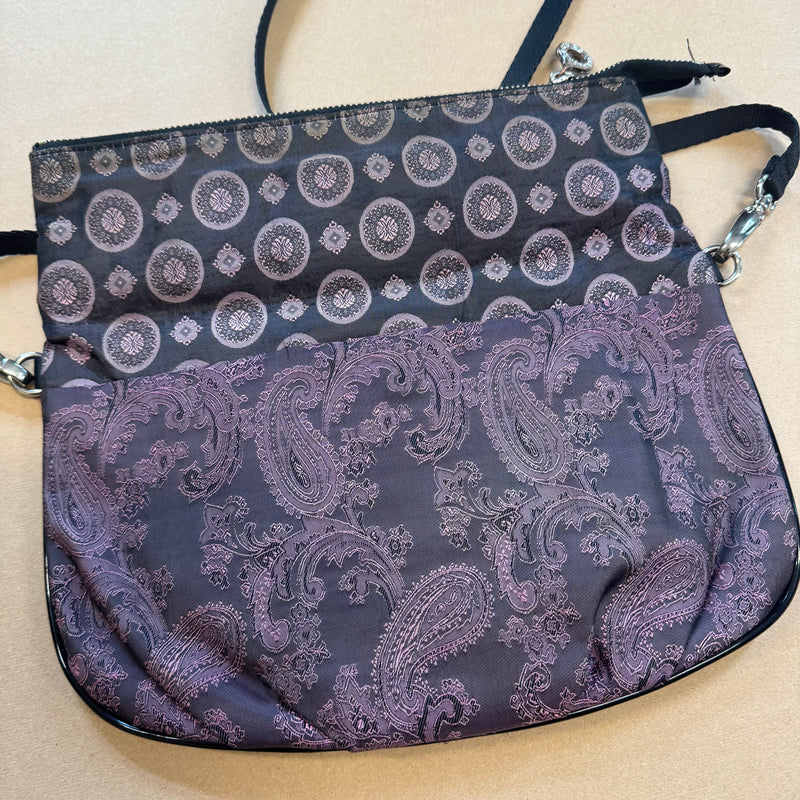 Detailansicht: Sourced limited accessories and clothes George Gina & Lucy vintage hippie bag – Logo, Nähte oder Material