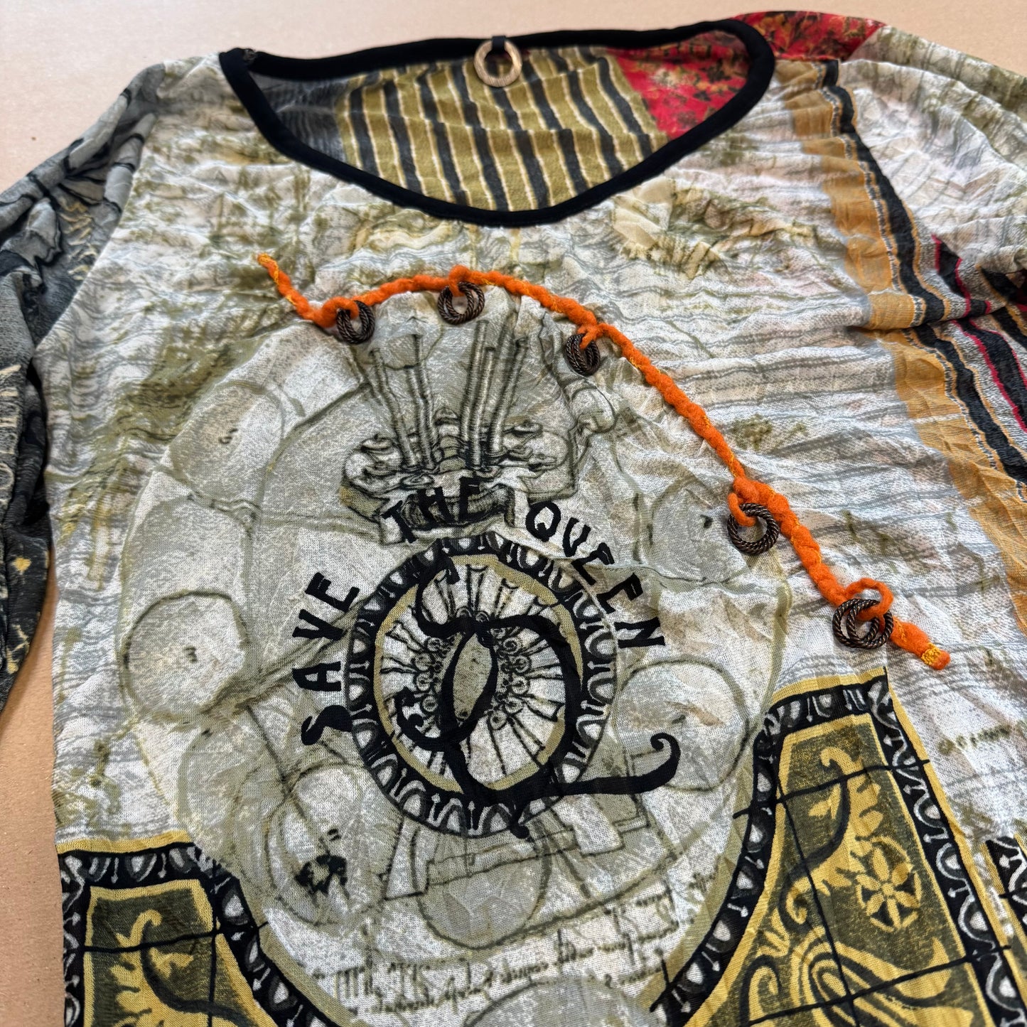 Save the Queen vintage graphic longsleeve