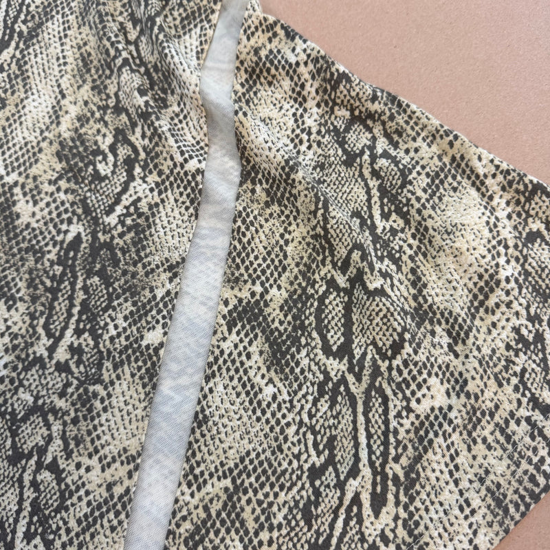 Detailansicht: Sourced limited accessories and clothes Vintage Betty Barclay t-shirt – Logo, Nähte oder Material