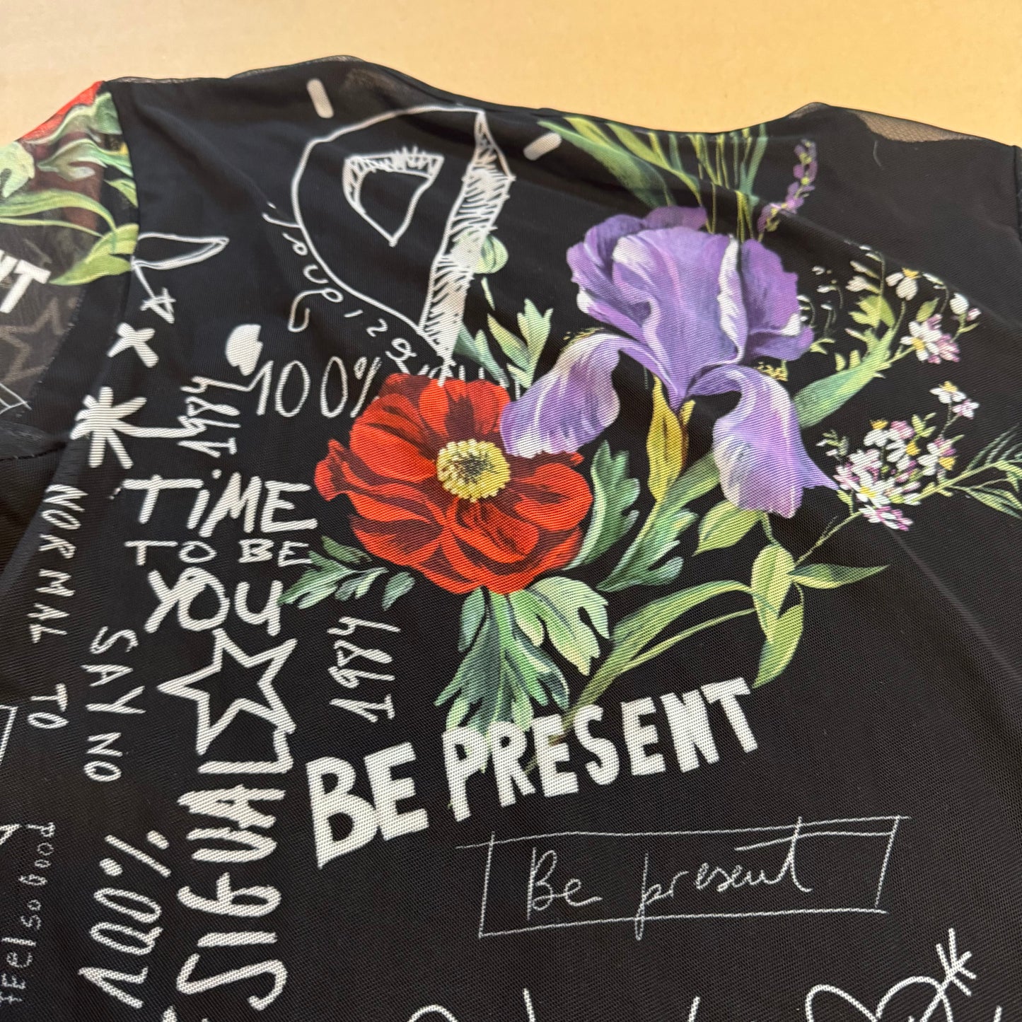 Vintage black Desigual Y2K printed t-shirt
