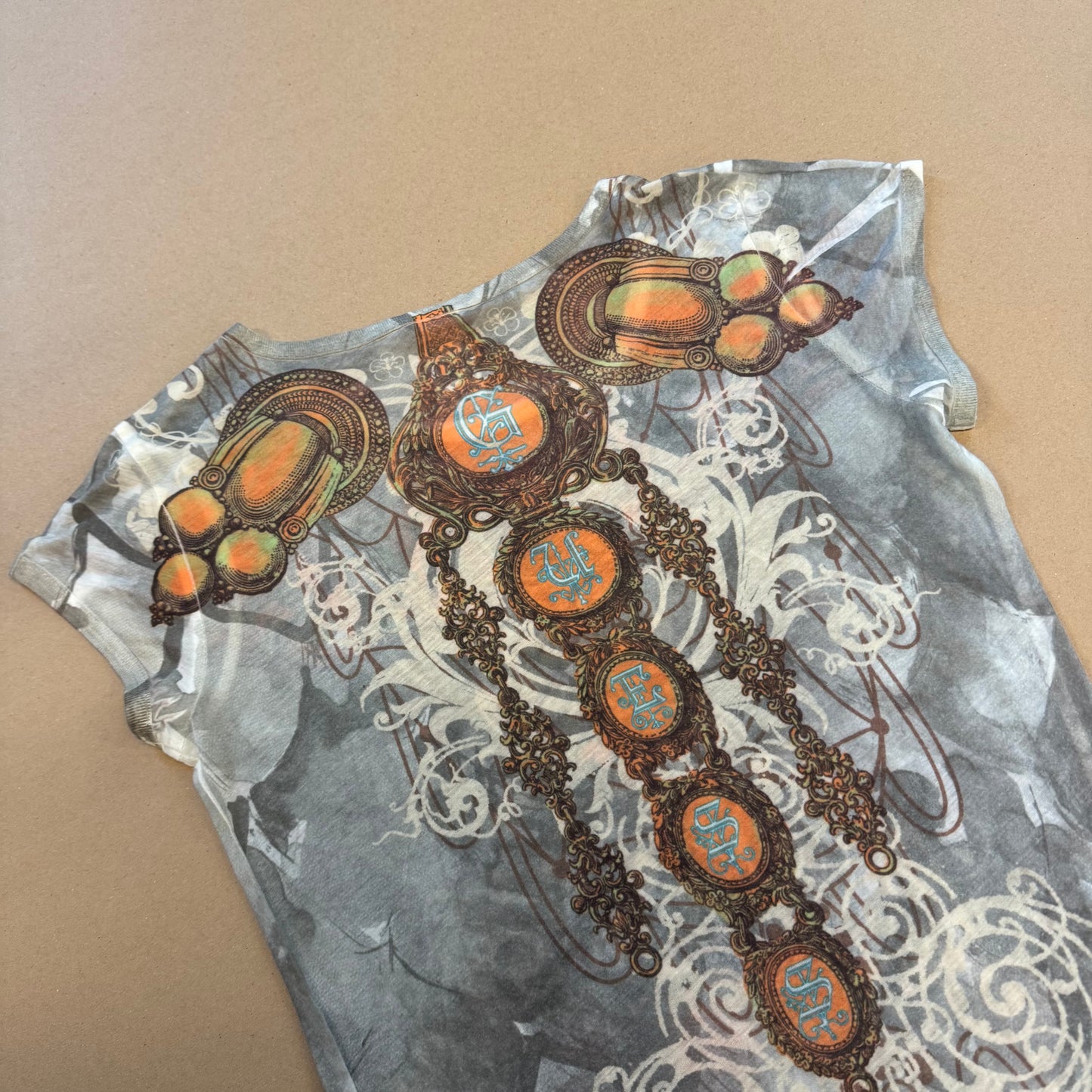 Guess Y2K style rhinestones summer tee