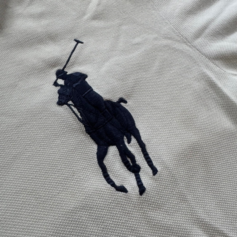 Detailansicht: Sourced limited accessories and clothes Polo Ralph Lauren France white poloshirt – Logo, Nähte oder Material