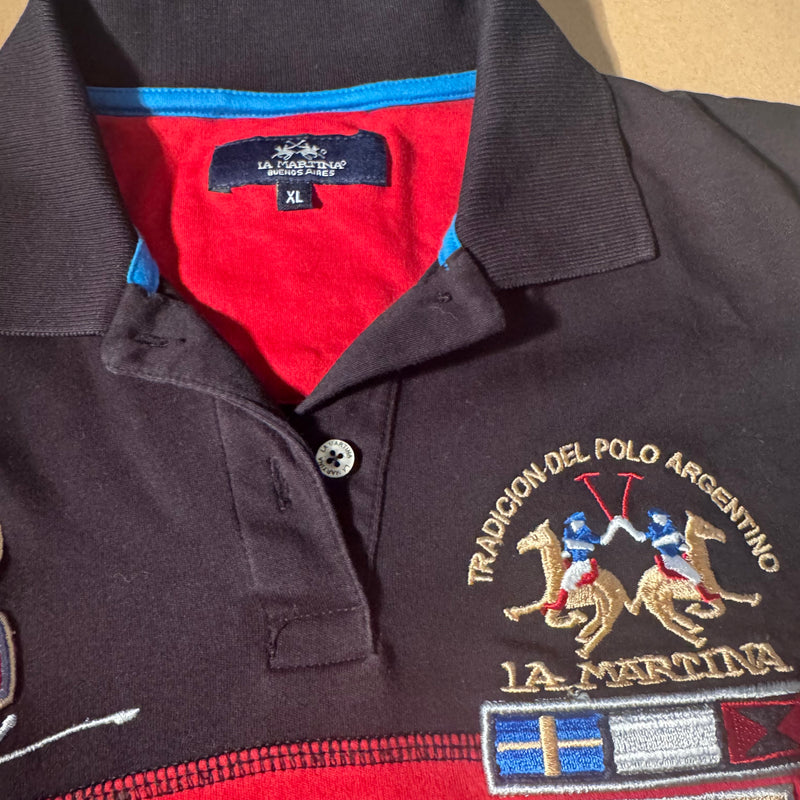 Detailansicht: Sourced limited accessories and clothes La Martina St Tropez vintage polo – Logo, Nähte oder Material