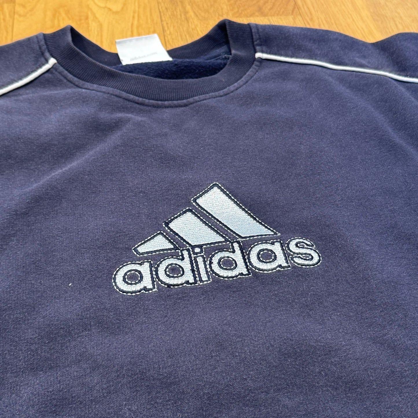 Adidas vintage 90s sweatshirt