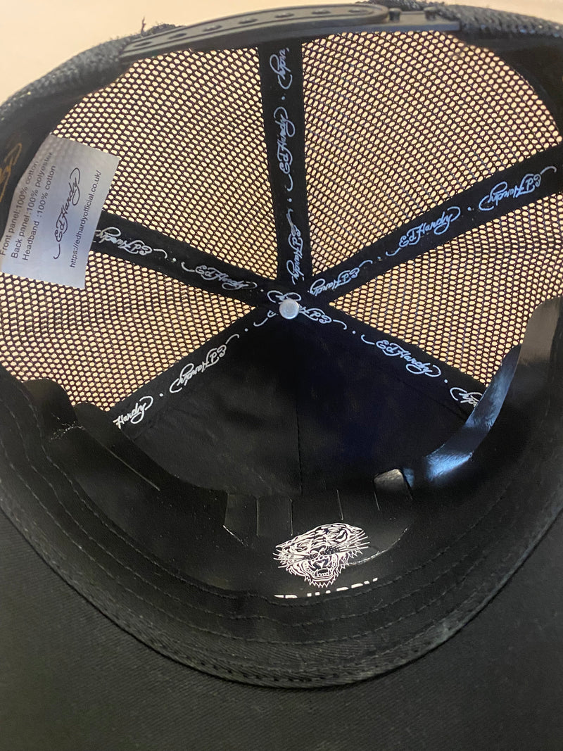 Detailansicht: Sourced limited accessories and clothes Ed Hardy cap – Logo, Nähte oder Material