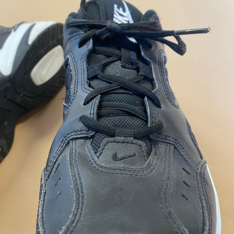 Detailansicht: Sourced limited accessories and clothes Nike M2K Tekno Black Obsidian – Logo, Nähte oder Material