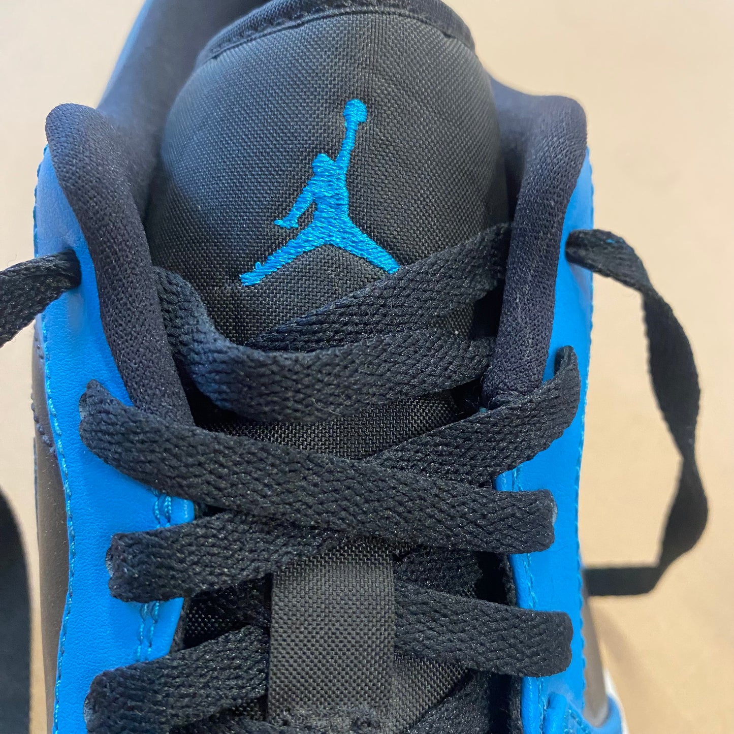 Air Jordan 1 Low Laser Blue