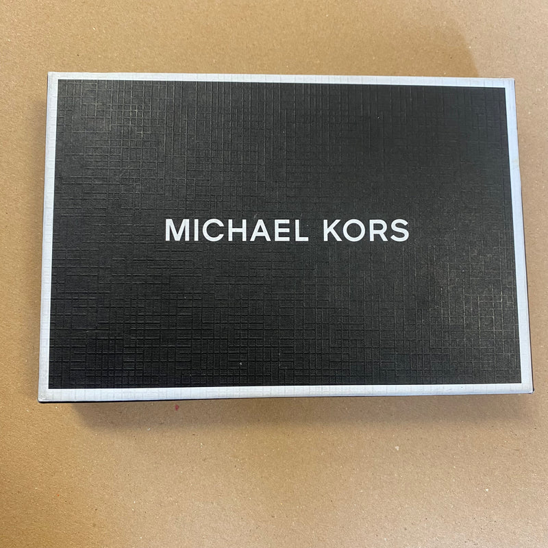 Detailansicht: Sourced limited accessories and clothes Michael Kors card holder – Logo, Nähte oder Material