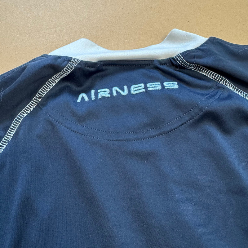 Detailansicht: Sourced limited accessories and clothes Airness Streetwear summer t-shirt – Logo, Nähte oder Material