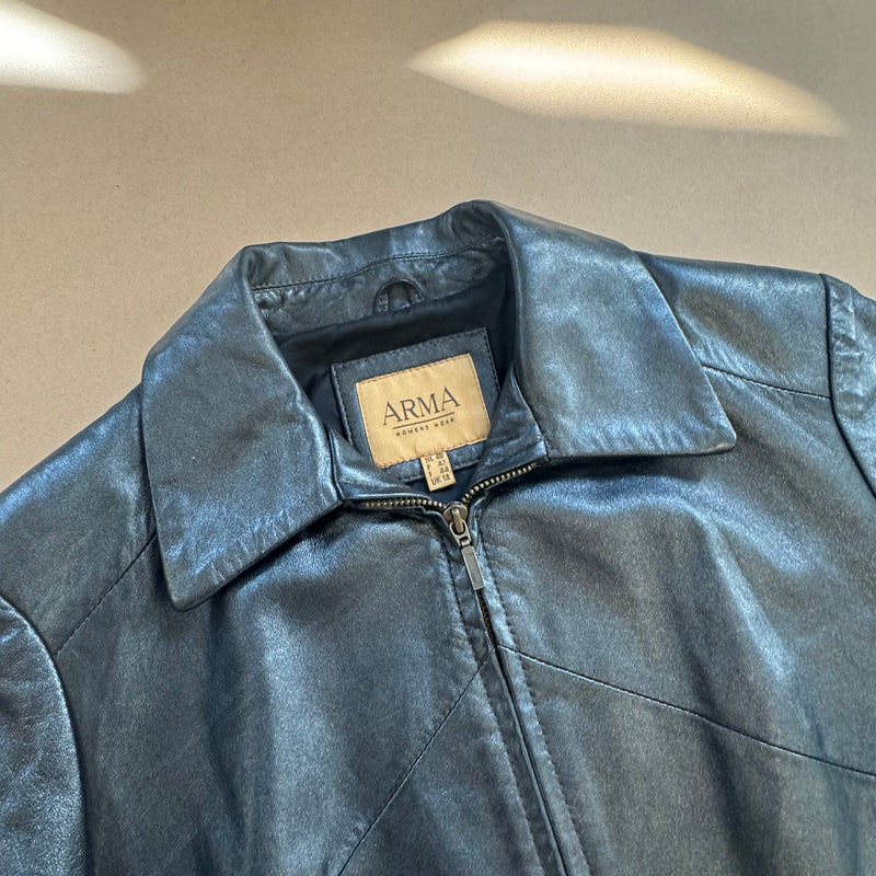Detailansicht: Sourced limited accessories and clothes Vintage Arma glitter black coat – Logo, Nähte oder Material