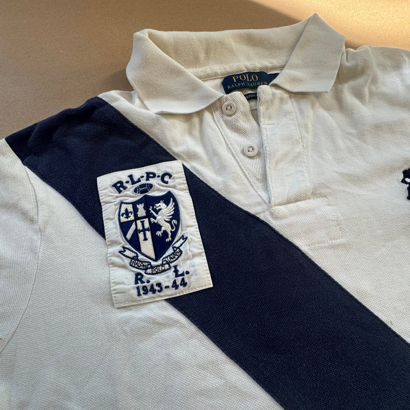 Detailansicht: Sourced limited accessories and clothes Polo Ralph Lauren white rugby poloshirt – Logo, Nähte oder Material