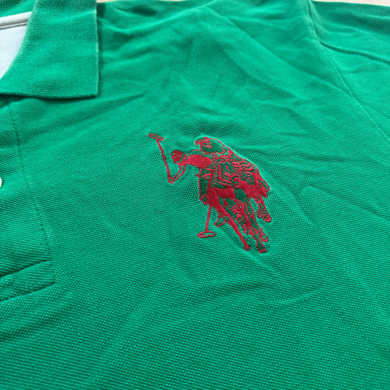 Detailansicht: Sourced limited accessories and clothes US Polo Assn. Italia vintage poloshirt – Logo, Nähte oder Material