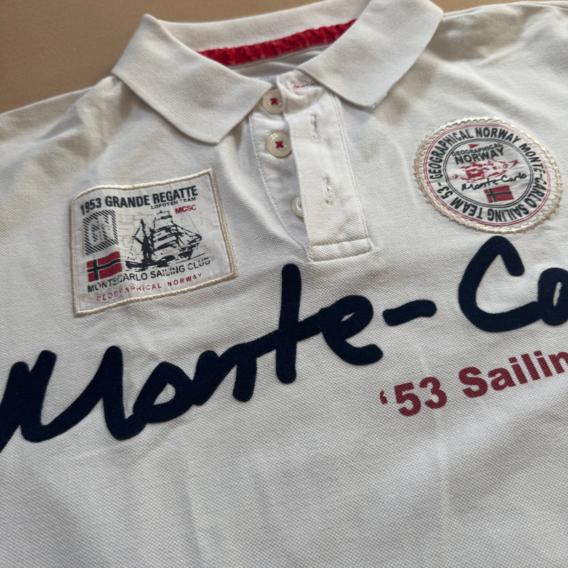 Detailansicht: Sourced limited accessories and clothes Monte Carlo white polo by Geographical Norway – Logo, Nähte oder Material