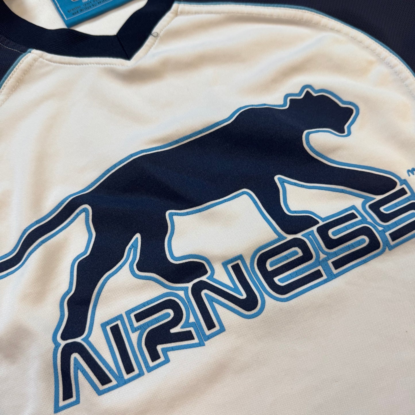 Airness streetwear style white summer t-shirt