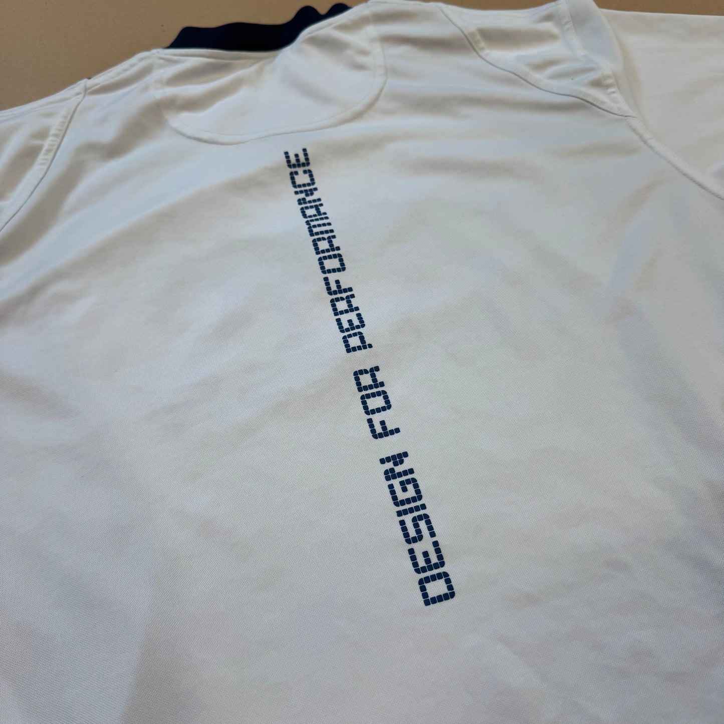 Airness streetwear style white summer t-shirt