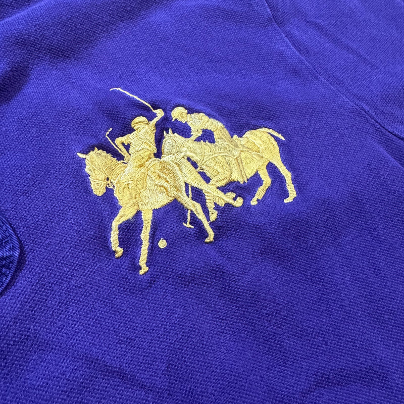 Detailansicht: Sourced limited accessories and clothes Polo Ralph Lauren vintage purple poloshirt – Logo, Nähte oder Material