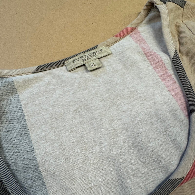 Detailansicht: Sourced limited accessories and clothes Burberry Brit classic dress – Logo, Nähte oder Material