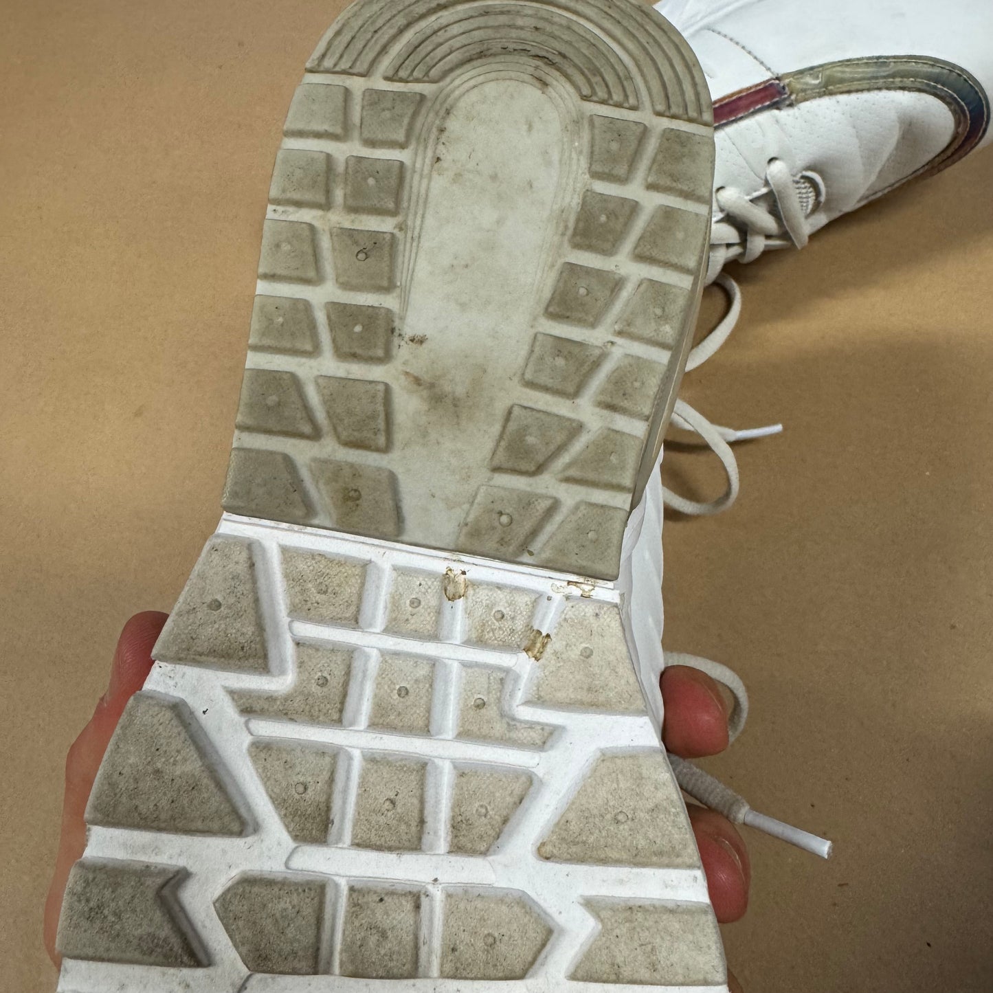 Airness vintage white women’s sneakers