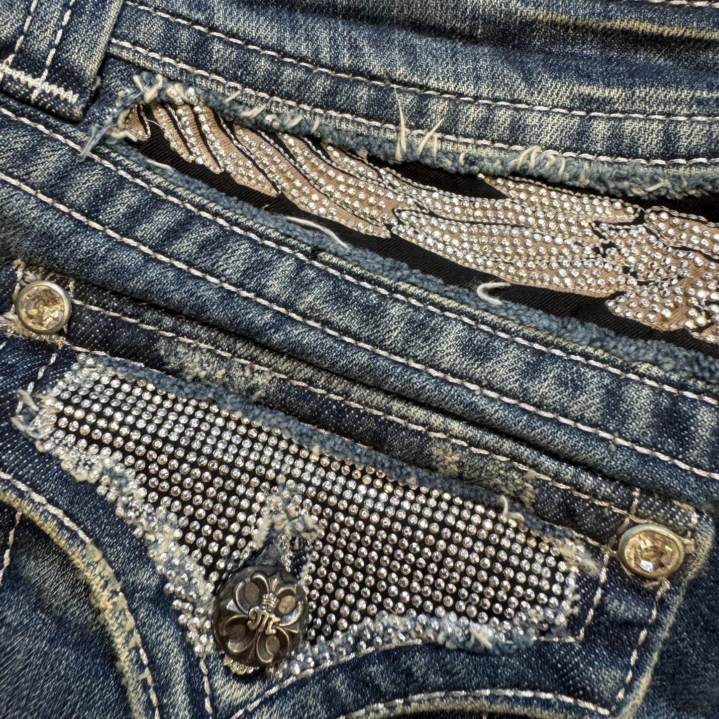 Y2K Miss Me vintage rhinestone shorts