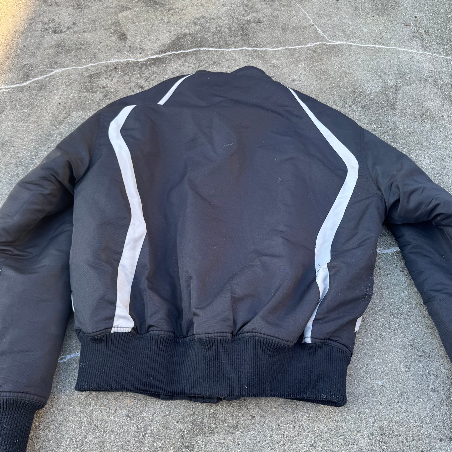Airness streetwear style black jacket