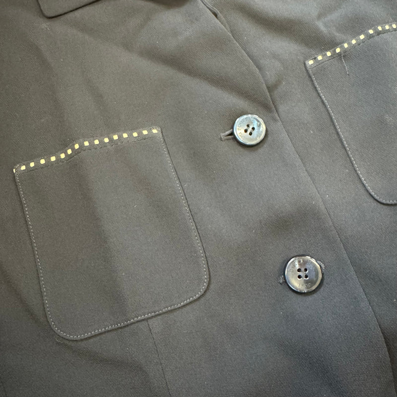 Detailansicht: Sourced limited accessories and clothes Burberry London classic blazer – Logo, Nähte oder Material