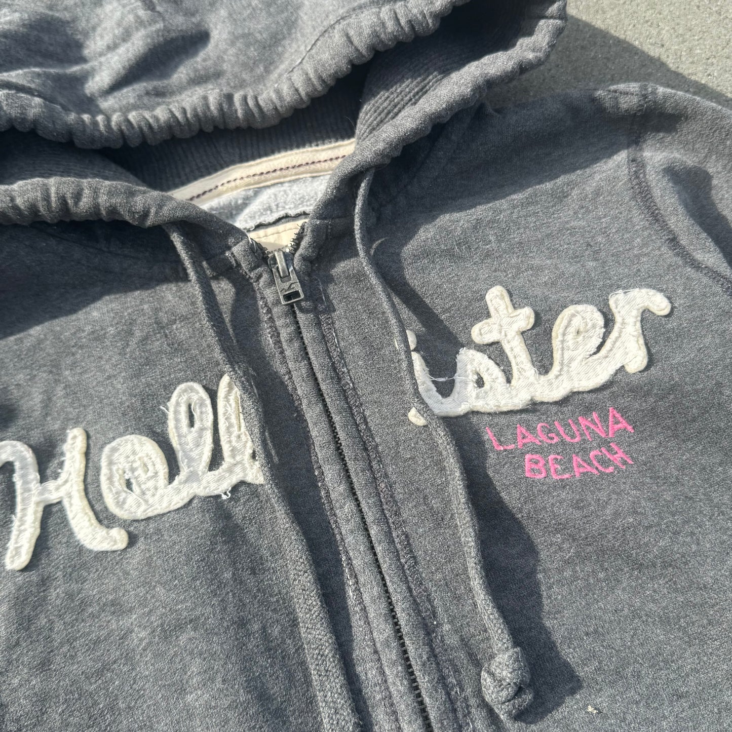 Hollister Laguna Beach Y2K grey hoodie