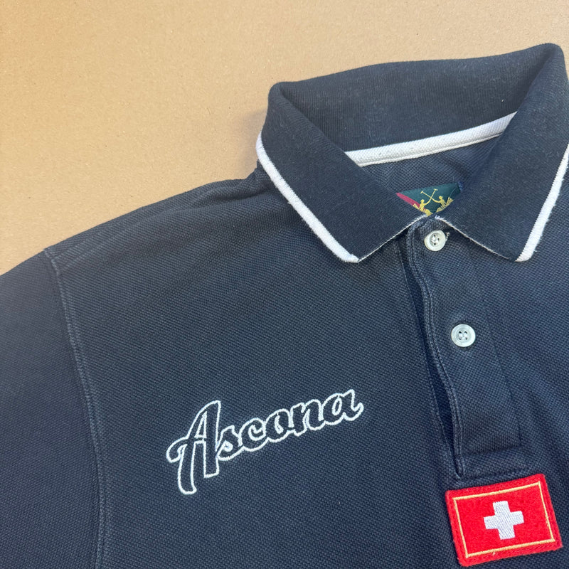 Detailansicht: Sourced limited accessories and clothes La Martina Ascona Switzerland poloshirt – Logo, Nähte oder Material