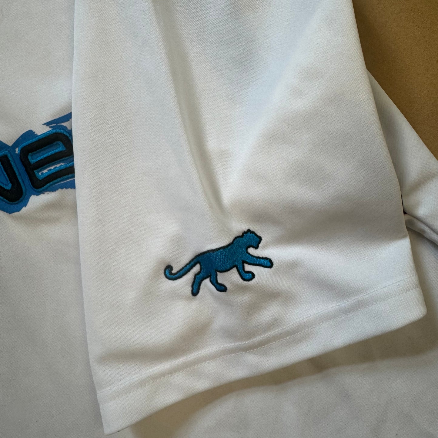 Airness football white streetwear t-shirt