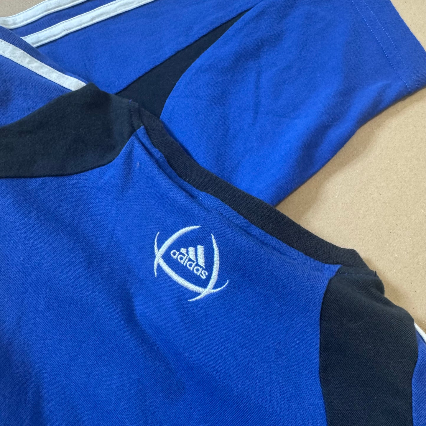 Adidas vintage blue basketball t-shirt