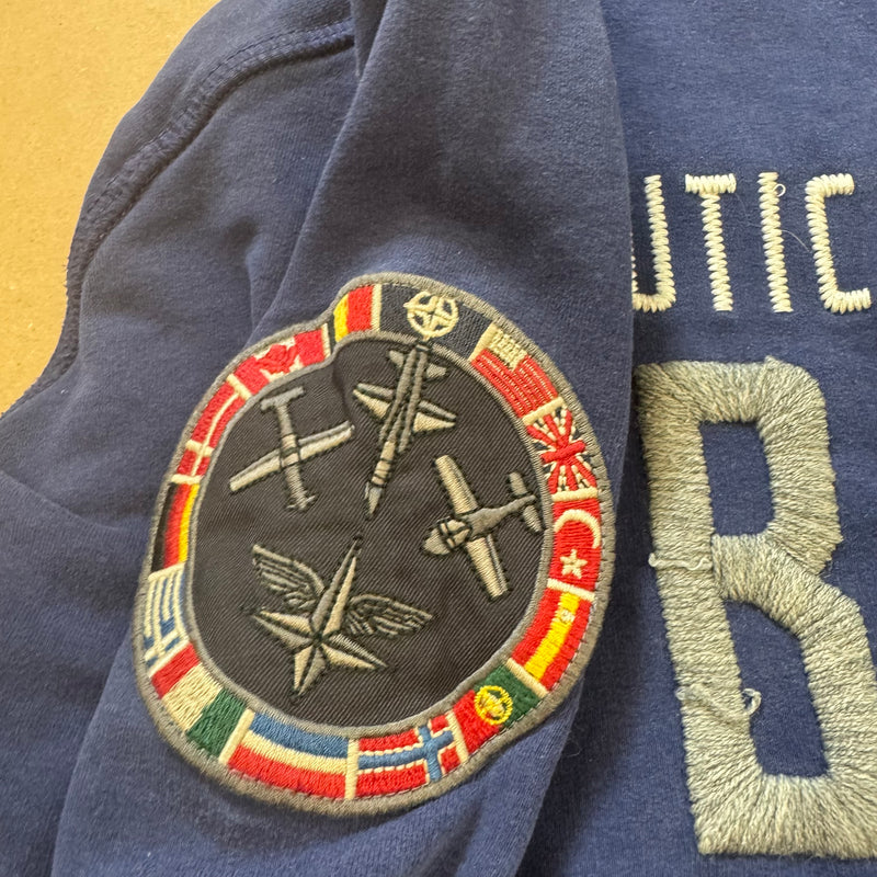Detailansicht: Sourced limited accessories and clothes Aeronautica Militare ABF NATO vintage zip-up – Logo, Nähte oder Material