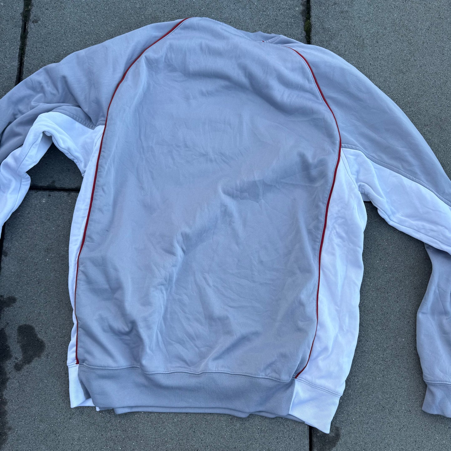 Umbro streetwear 00s grey sweatshirt