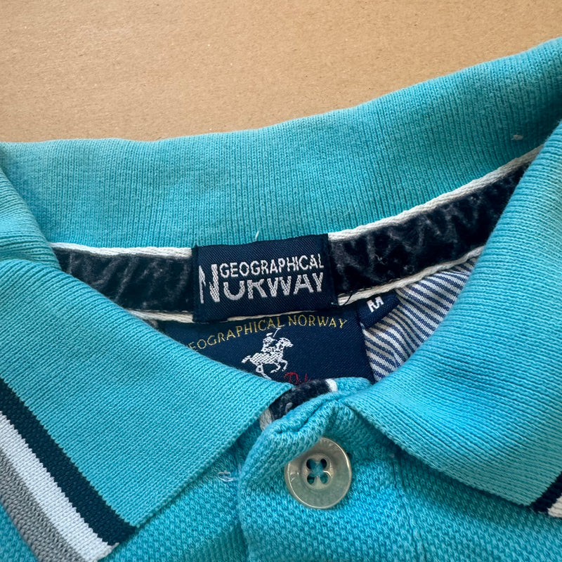 Detailansicht: Sourced limited accessories and clothes Vintage Brazil Royal Polo Team shirt – Logo, Nähte oder Material