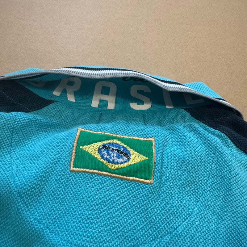 Detailansicht: Sourced limited accessories and clothes Vintage Brazil Royal Polo Team shirt – Logo, Nähte oder Material
