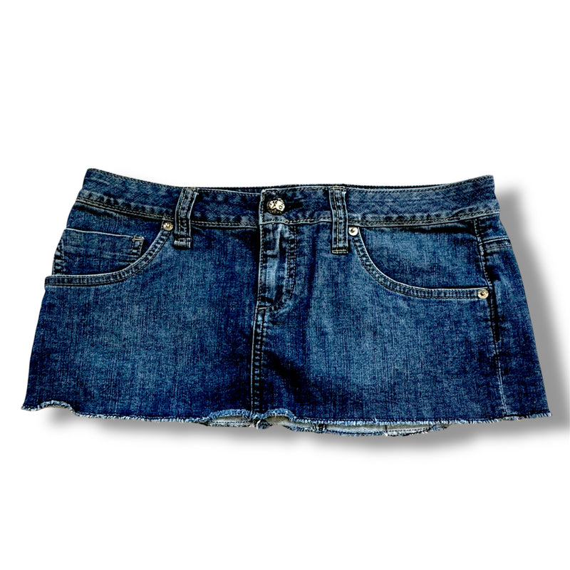 Detailansicht: Sourced limited accessories and clothes Miss Sixty denim 90s mini skirt – Logo, Nähte oder Material