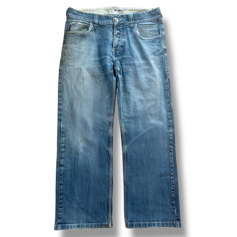 Detailansicht: Sourced limited accessories and clothes Vintage Armani Jeans straight leg – Logo, Nähte oder Material