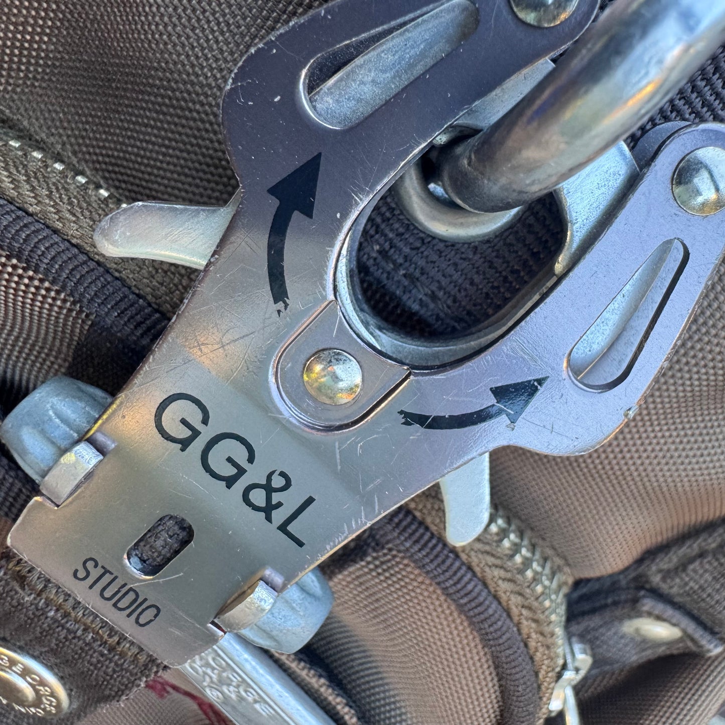 George Gina and Lucy Corteen Deluxe handbag – Close-up 8