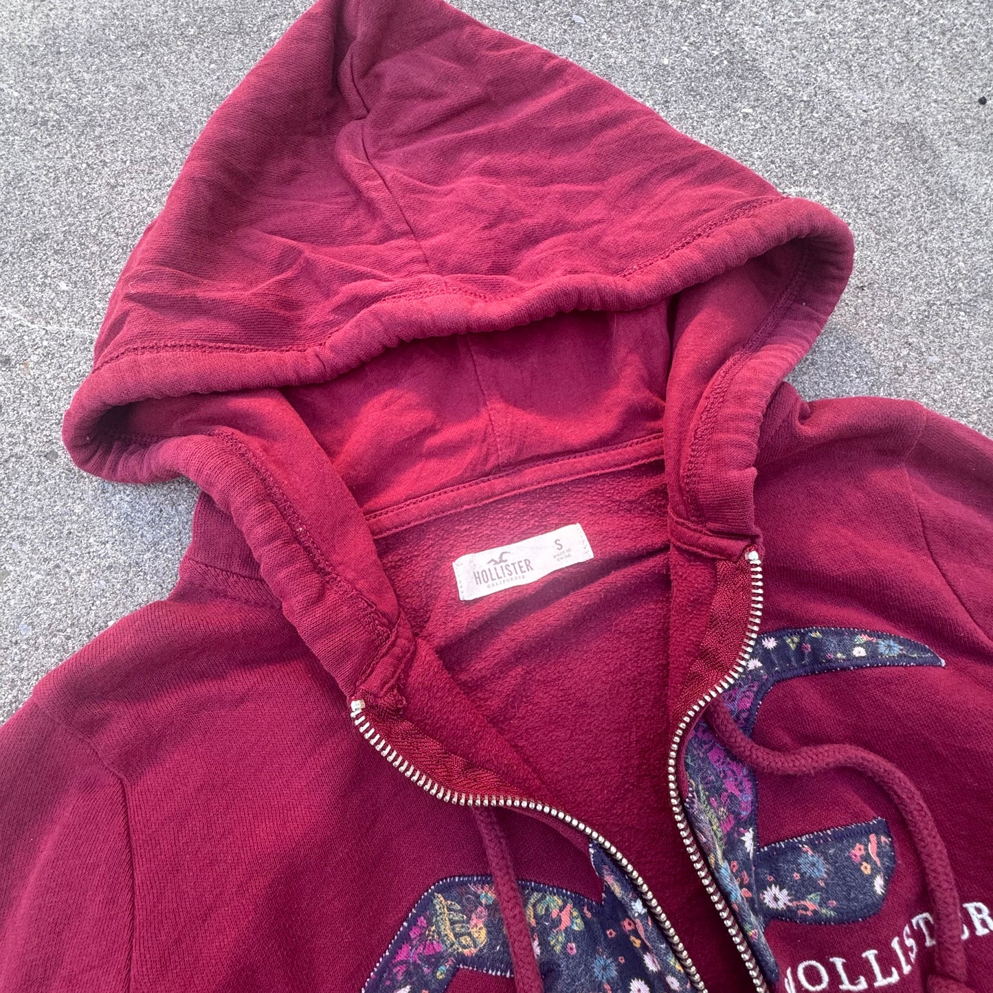 Hollister Y2K retro zip-up hoodie – Close-up 3