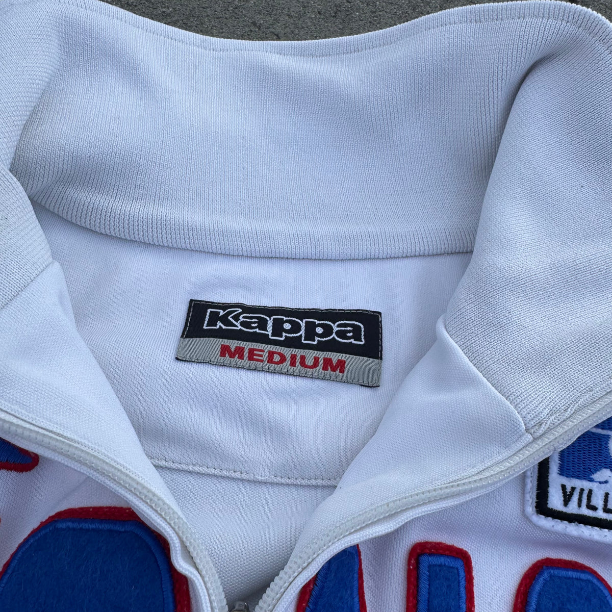 Lyon 69 Kappa white streetwear track jacket – Close-up 3