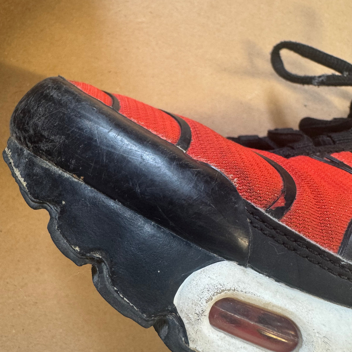Nike red TN Tigers – Close-up 8