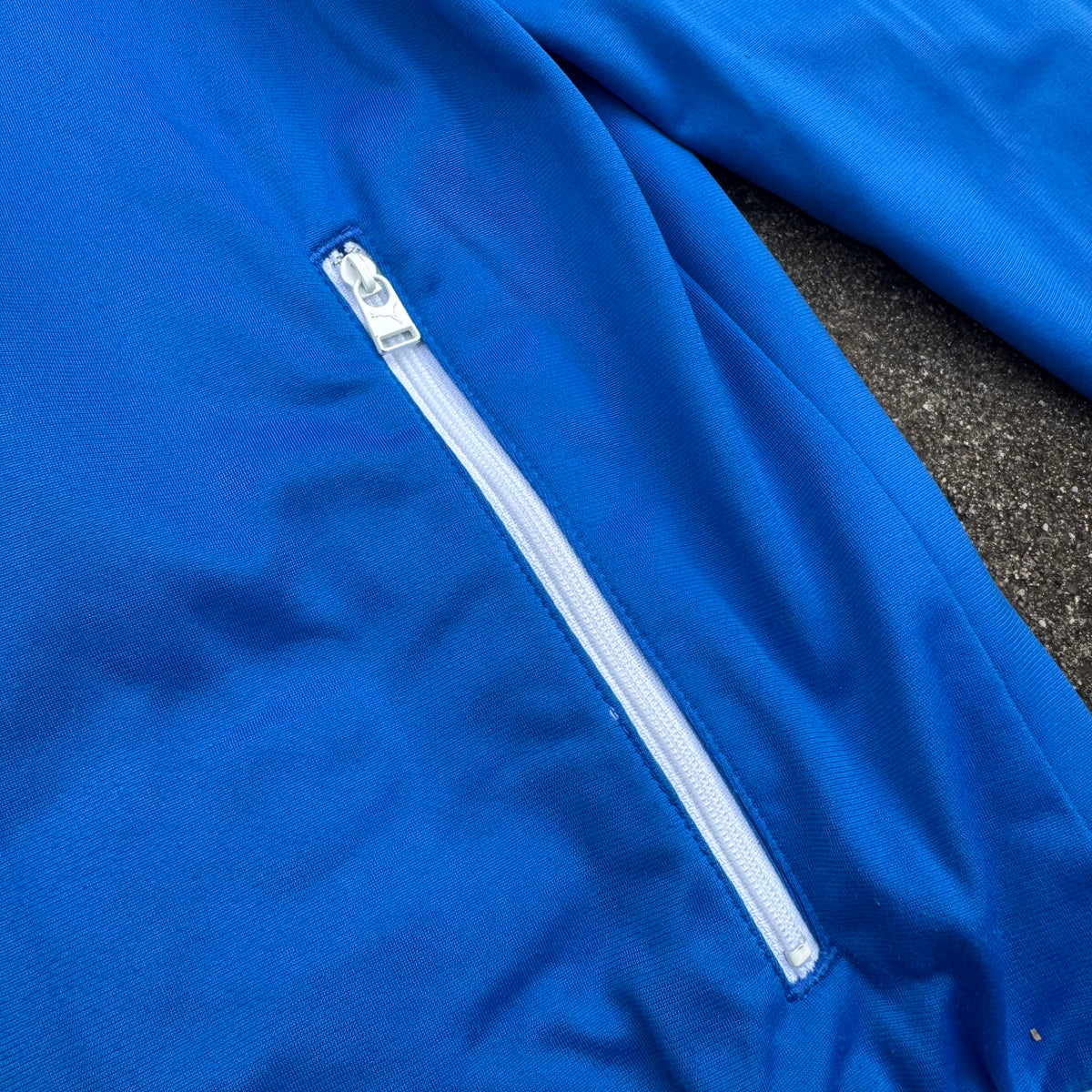 Puma Italia No. 10 vintage track jacket – Close-up 4