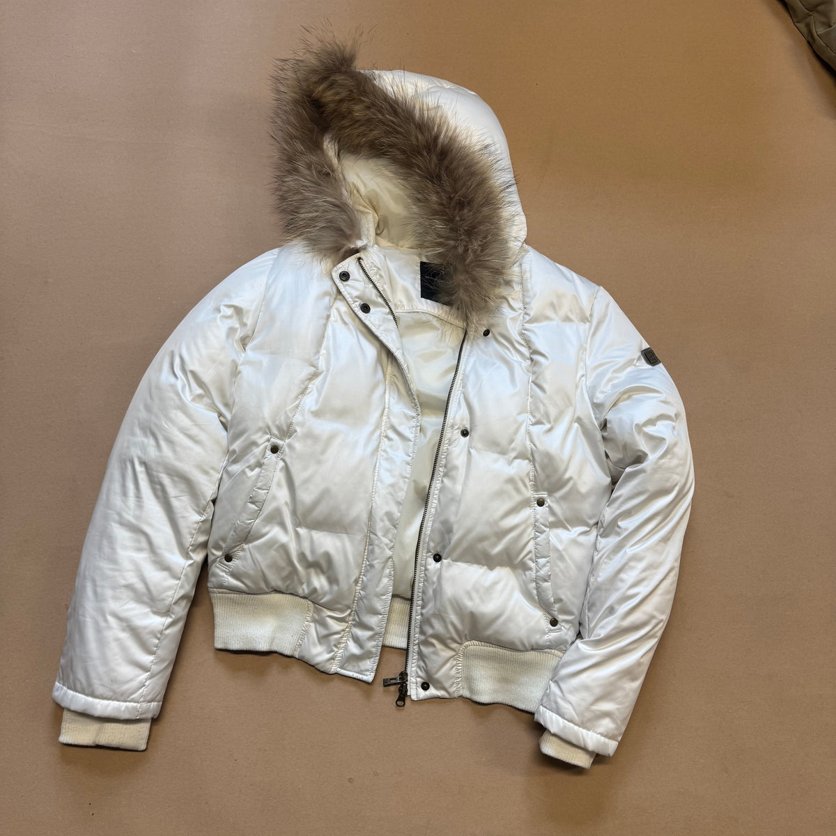 Sergio Tacchini white fur winter jacket – Close-up 6