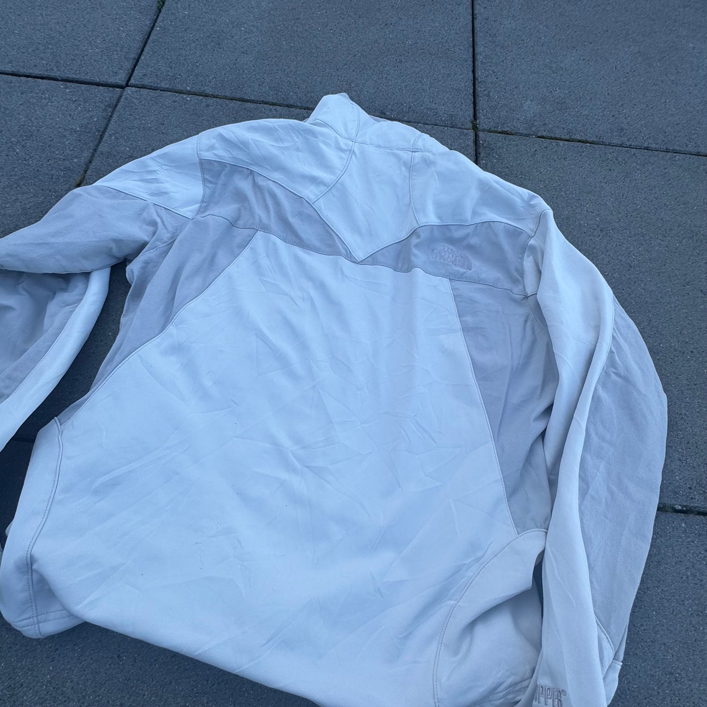 The North Face Flight Series wind jacket – Close-up 5