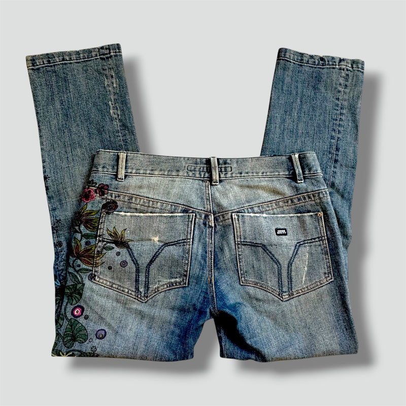 Sourced limited accessories and clothes Miss Sixty floral straight leg jeans – Secondhand Streetwear